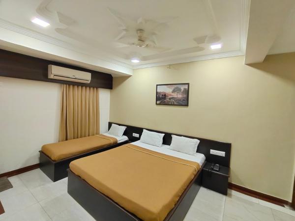 HOTEL PANETAR PALACE : photo 4 de la chambre chambre double supérieure