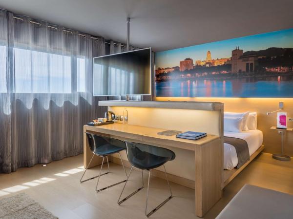 Barceló Malaga : photo 1 de la chambre suite familiale junior (2 adultes + 2 enfants)