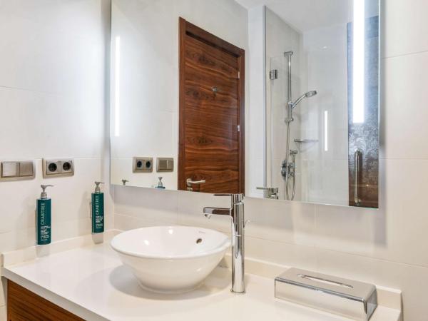 Hilton Garden Inn Sevilla : photo 1 de la chambre chambre lit king-size