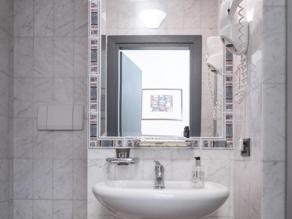 Hotel Panama : photo 10 de la chambre petite chambre double