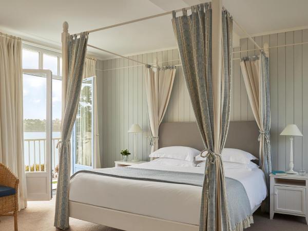 Le Grand Hotel des Bains & Spa - Bretagne : photo 1 de la chambre chambre double supérieure - vue sur mer