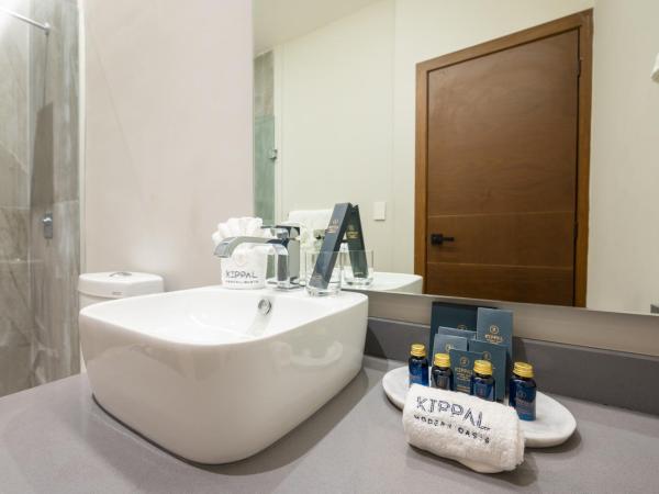 Kippal - Modern Oasis - ApartHotel : photo 9 de la chambre appartement avec balcon