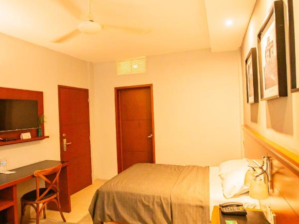 Hotel Nacional Merida : photo 3 de la chambre chambre double standard avec 2 lits doubles