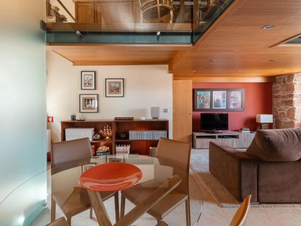 Confluentia H&A - Believe It or Not Apartments : photo 5 de la chambre chalet