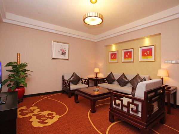 Landmark International Hotel : photo 1 de la chambre suite deluxe
