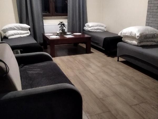 Hotelik rodzinny 365 pokoje z łazienkami : photo 6 de la chambre chambre triple