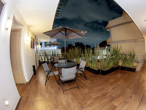 La Casa del Reloj - Zona de Hospitales : photo 7 de la chambre chambre familiale