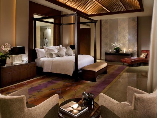 The Ritz-Carlton Sanya, Yalong Bay : photo 2 de la chambre the ritz carlton suite (enjoy five times culinary presentations for 4 perspn)