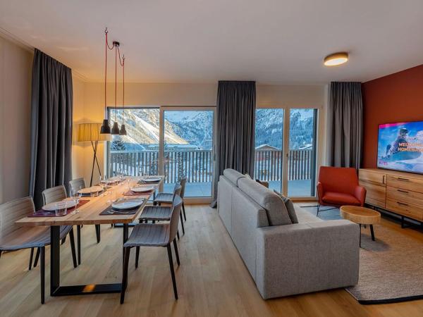 Aves Arosa : photo 1 de la chambre lifestyle two-bedroom apartment with balcony