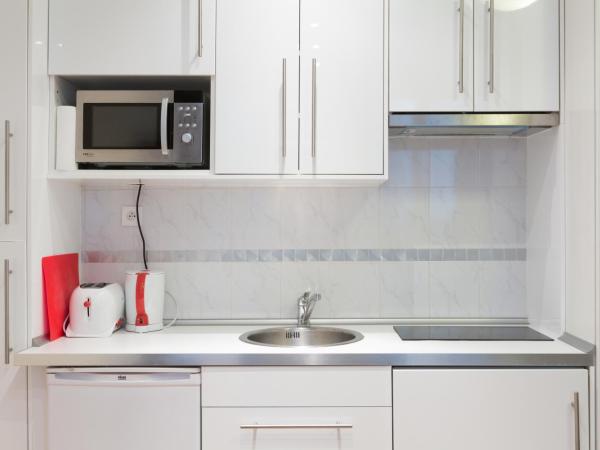 Appartement Petits Champs : photo 10 de la chambre appartement supérieur