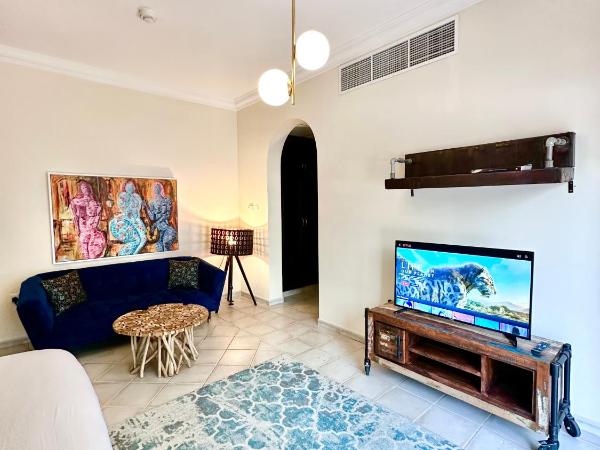 DARÏ : photo 2 de la chambre chambre lit king-size - vue sur jardin