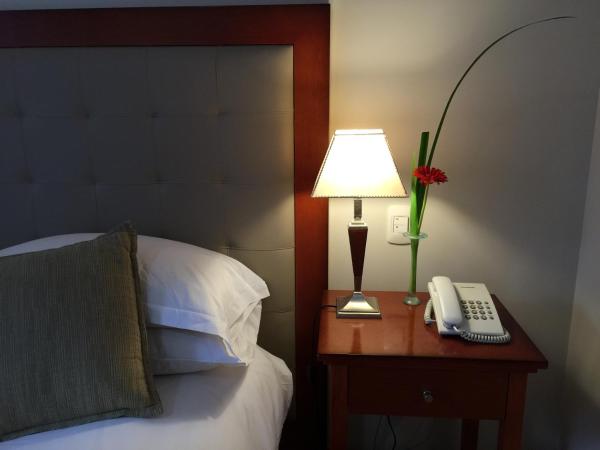 Purobaires Hotel Boutique : photo 4 de la chambre chambre double de luxe avec baignoire spa