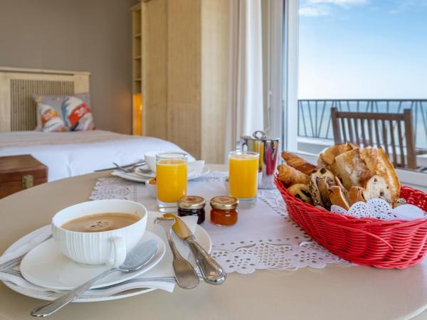 Family Golf Hotel : photo 5 de la chambre chambre quadruple