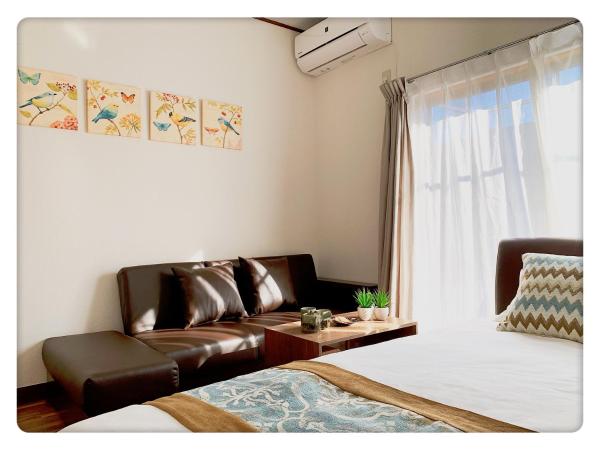 TOKYO/Shinjuku & Shibuya 10mins/5mins walk to subway stiaon/Kichijoji 15mins/Shimokitazawa 5mins/Louis House : photo 3 de la chambre chambre double avec toilettes communes