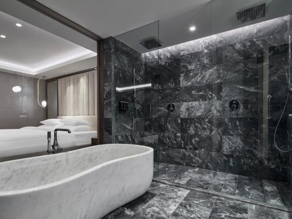 Grand Hyatt Athens : photo 7 de la chambre appartement de grand standing avec suite lit king-size