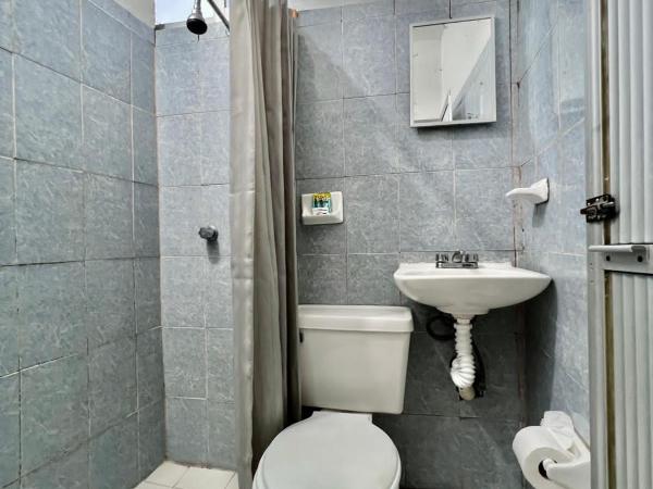 Casa Piedra Parada : photo 4 de la chambre chambre double avec salle de bains privative