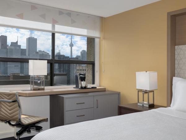 Holiday Inn Toronto Downtown Centre, an IHG Hotel : photo 2 de la chambre chambre lit king-size premium