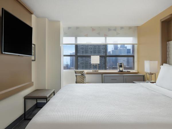 Holiday Inn Toronto Downtown Centre, an IHG Hotel : photo 2 de la chambre chambre lit king-size standard