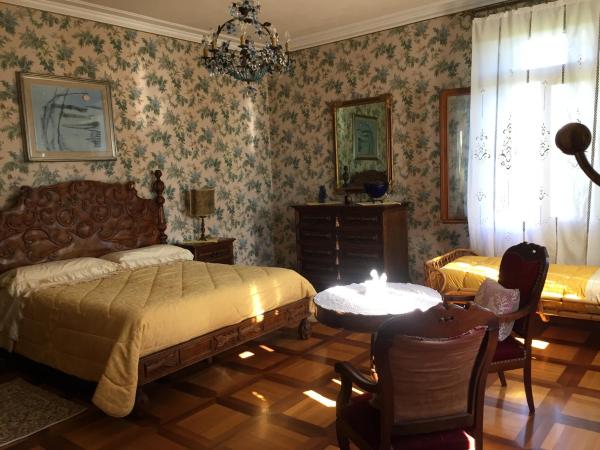 Villa Carla - Camera King Superior : photo 2 de la chambre chambre lit king-size supérieure