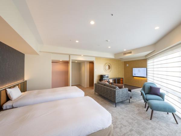 Loisir Hotel Kyoto Toji : photo 5 de la chambre chambre lits jumeaux premier avec lit d'appoint