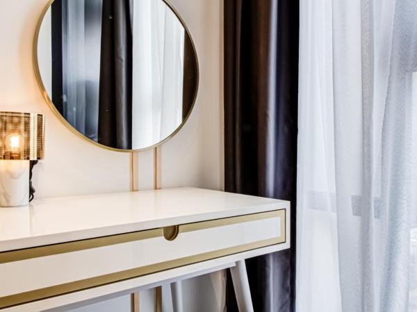 Axon Residence at Pavilion KLCC KL Tower view by KIMIRO : photo 9 de la chambre appartement 1 chambre