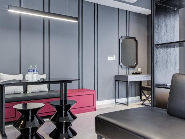 Axon Residence at Pavilion KLCC KL Tower view by KIMIRO : photo 4 de la chambre suite lit queen-size deluxe