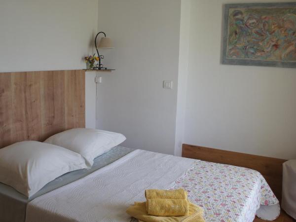 Chambre d'hôtes Ananda : photo 2 de la chambre chambre double avec terrasse