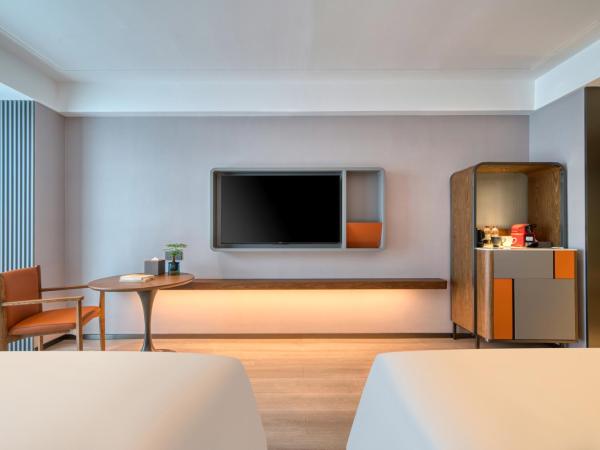 UrCove by HYATT Hangzhou North Grand Canal : photo 3 de la chambre chambre lits jumeaux deluxe