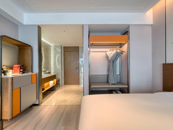 UrCove by HYATT Hangzhou North Grand Canal : photo 4 de la chambre chambre lit king-size deluxe