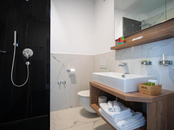 Residence Vaal : photo 10 de la chambre chambre double deluxe avec balcon - vue sur mer