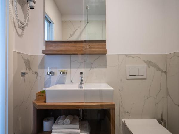 Residence Vaal : photo 7 de la chambre deluxe double room with balcony - pool view