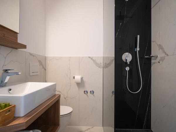 Residence Vaal : photo 9 de la chambre chambre double deluxe avec balcon - vue sur mer