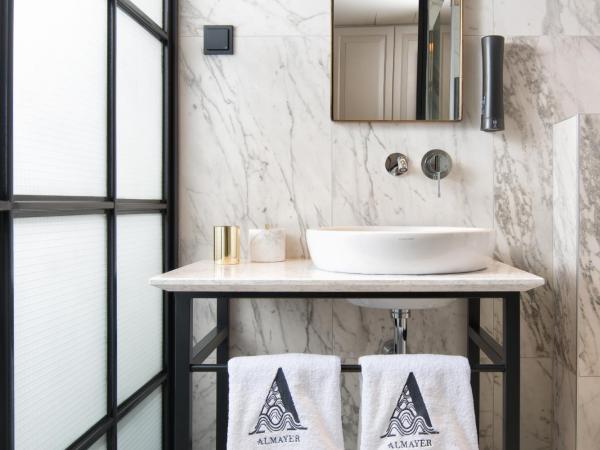 Almayer Art & Heritage Adults Only Hotel and Dépendance rooms : photo 8 de la chambre chambre double de luxe - bâtiment principal