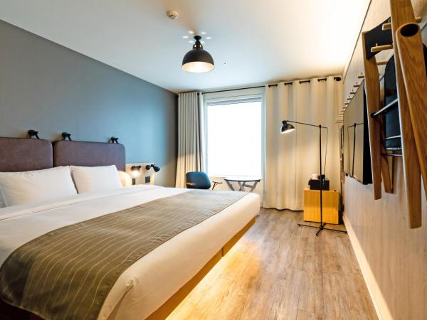 MOXY Osaka Honmachi by Marriott : photo 7 de la chambre moxy signature king room