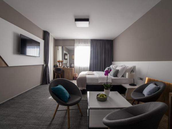 Residence Vaal : photo 2 de la chambre suite lit king-size - vue sur mer