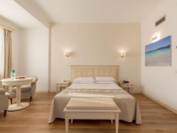 Hotel Catalunya : photo 5 de la chambre suite