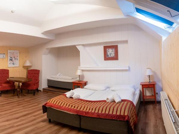 Safestay Berlin Kurfurstendamm : photo 2 de la chambre 5 bed family room ensuite