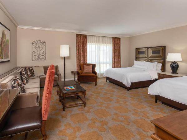 The Westin Riverwalk, San Antonio : photo 2 de la chambre one bedroom queen suite with sofa bed - city view