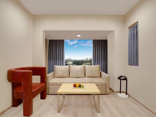 Lemon Tree Suites, Whitefield, Bengaluru : photo 6 de la chambre suite exécutive