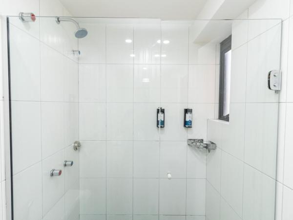 Slaviero Curitiba Shopping : photo 8 de la chambre chambre double supérieure