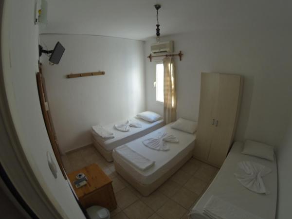 Merhaba Pansiyon : photo 2 de la chambre chambre triple