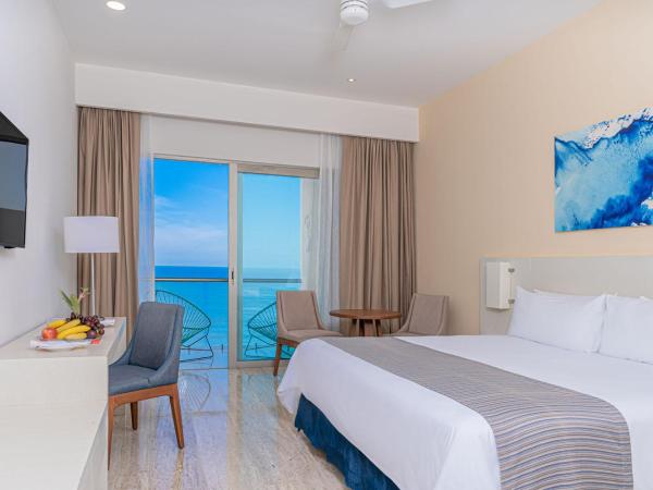 Krystal Vallarta : photo 2 de la chambre chambre lit king-size - vue sur mer