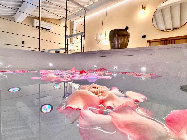 Renascentia in Florence - Adults Only : photo 10 de la chambre suite - split level with spa bath