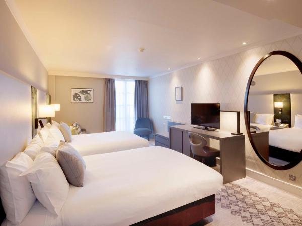 Doubletree By Hilton London Kensington : photo 4 de la chambre chambre deluxe avec 2 lits doubles