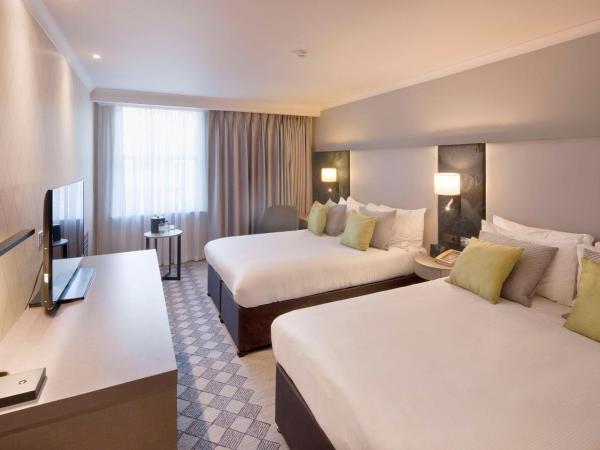 Doubletree By Hilton London Kensington : photo 6 de la chambre chambre deluxe avec 2 lits doubles