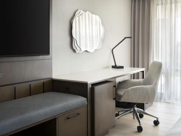 Salt Lake Marriott Downtown at City Creek : photo 3 de la chambre chambre avec 1 lit king-size - vue