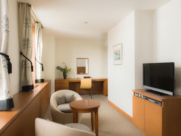 Sapporo Park Hotel : photo 6 de la chambre executive floor deluxe twin room with city view - non-smoking