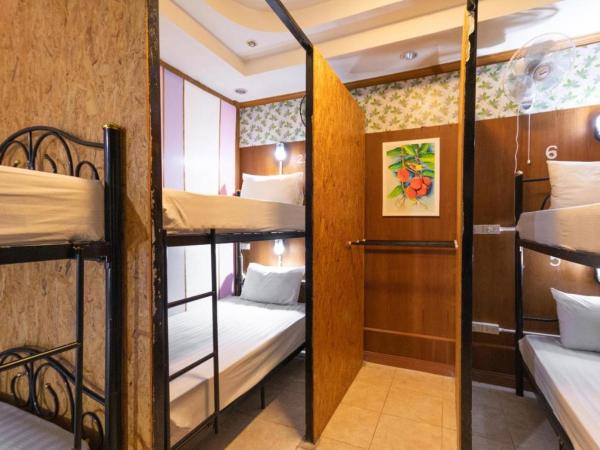 Riverside Guesthouse : photo 2 de la chambre lit dans dortoir mixte de 6 lits