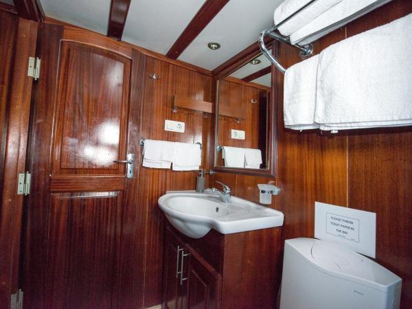 Tersane IV Vincitore 4 Hotel di Bruno Barbieri : photo 1 de la chambre grande chambre double