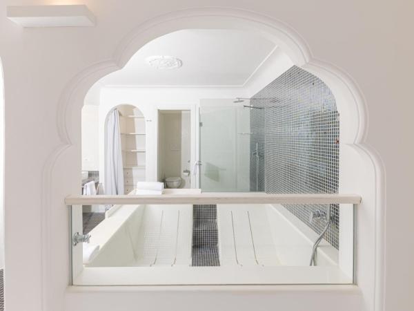 Hotel Mamela : photo 4 de la chambre suite avec baignoire spa